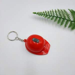 سلسلة مفاتيح بشعار مخصص هدية ترويجية سلسلة مفاتيح صغيرة مضيئة ليد مع غطاء حماية على شكل خوذة لفتح الزجاجات - Product Image 5