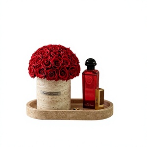 <span class=keywords><strong>Vaso</strong></span> in Travertino Naturale con 40 Rose Stabilizzate e Vassoio Abbinato, Rosa Immortale, Decorazione da Tavolo, Regalo - Product Image 1