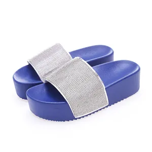 Nieuwe Ontwerp Big Size Slippers Vrouwen Platform Slides Sandaal Strass Meisjes Slippers Voor Vrouwen Zomer Strand Platform Sandalen