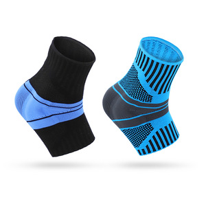 Protection de cheville en silicone pour hommes, équipement de protection léger pour la correction et la compression du pied, fabriqué sur machine à tricoter plate - Product Image 1