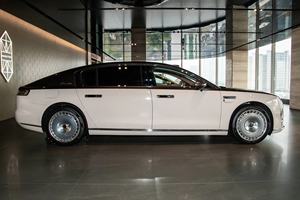 Voiture électrique de luxe 2025 Maestro S800 EV/<span class=keywords><strong>Hybride</strong></span> Berline Sièges massants Marque chinoise Véhicule à énergie nouvelle haut de gamme Transmission intégrale 1333 km - Product Image 4