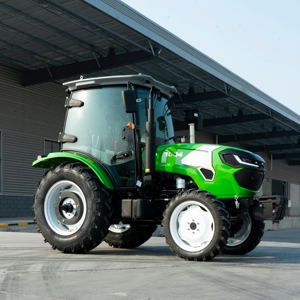 Mini Tractor Agrícola 4x4 de Alta Calidad con Motor EPA - Product Image 2