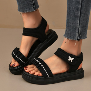 Women Thick Sole Pleated Beach <b>Sandals</b> Summer New Decoration Large Sports <b>Sandals</b> - Product Image 1