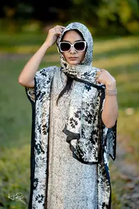 Hersteller Damenmode Seiden bedruckte Kleider Kleider Luxus Designer Seiden roben Mit Schal Afrikanische Frauen Lose Seiden kleider