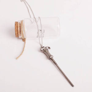 Offre Spéciale Anime ancien argent <span class=keywords><strong>Hermione</strong></span> os Sirius <span class=keywords><strong>baguette</strong></span> <span class=keywords><strong>magique</strong></span> Vintage alliage Harry métal porte-clés colliers magiques - Product Image 5