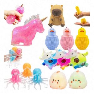 TOYSRUNNER Especial de Pascua: Juguetes Blandos de TPR de Conejo y Ballena, 12 Unidades, Colores Pastel, de Levantamiento Lento, para Alivio del Estrés y Sensoriales - Product Image 6