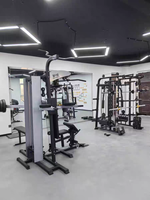 Máquina Smith Comercial para Gimnasio, para Tres Personas, Multifuncional, Integrada, para Entrenamiento de Fuerza y Ejercicios de Fitness