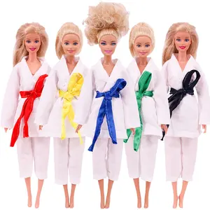 30Cm Dollhouse Miniature White Taekwondo accessori per costumi Set casa dei giochi per bambini giocattoli Xia Fu vestiti per bambole