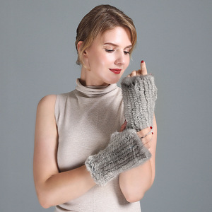 Manchettes en fourrure véritable de vison tricotées pour <span class=keywords><strong>femme</strong></span>, demi-doigts, longueur moyenne, confortables, en vraie fourrure, pour bras et poignets - Product Image 4
