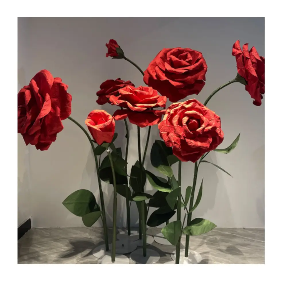 Eウィンドウの花手練り紙人工バラの結婚式屋外の庭の結婚式のための赤い偽の大きな花の組み合わせ