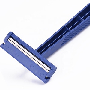 Nhà máy trực tiếp lưỡi thép không gỉ dùng một lần dao cạo <span class=keywords><strong>Twin</strong></span> <span class=keywords><strong>Blade</strong></span> cạo dao cạo màu xanh màu - Product Image 5