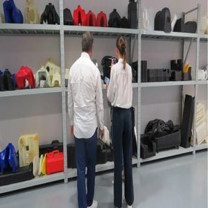 ODM OEM Plastique Usine Personnaliser Rectangulaire Rotomoulage Portable Plastique Dosage Eau Chimique Réservoir De Stockage Carré D'eau - Product Image 6