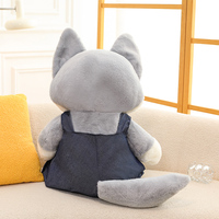 Boneka Anjing Husky Lucu Berbahan Plush dengan Overall Denim, Boneka Hewan Isi Lembut dengan Bordir Bintang, Hadiah untuk Anak dan Dekorasi Rumah
