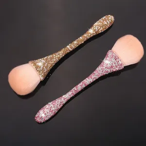 Cepillo de Uñas de Lujo con Mango Brillante, Plano y con Forma de Pelo, Herramientas Profesionales de Manicura con Función de Limpieza de Polvo - Product Image 3