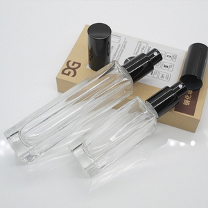 Chai Nước Hoa Thủy Tinh Mini Trong Suốt Bán Sỉ 10Ml Với Bình Xịt Bơm - Product Image 6