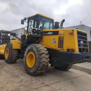 รถตักล้อยางโคมัตสึ WA380 มือสองนำเข้าจากญี่ปุ่น ประสิทธิภาพสูงสำหรับงานก่อสร้างและเหมืองแร่ - Product Image 1