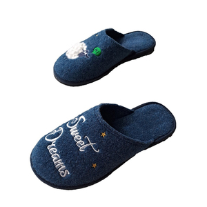 Unisex Customized Breathable Winter Light Weight <strong>Felt</strong> Indoor Home <strong>Slippers</strong> Closed Toe Comfortable for Men &amp; Women - Product Image 3