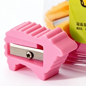 Taille-crayon amusant en forme de mouton, petit format, couleurs vives, en plastique, tendance, idéal pour les enfants et les étudiants, parfait comme cadeau de papeterie. - Product Image 2