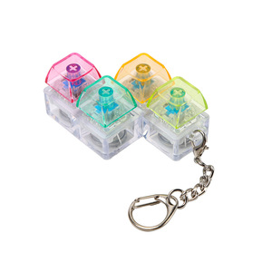 Llavero Antiestrés Colorido con Teclado, Llavero Creativo Iluminado Estilo Teclado Mecánico, Juguete de Descompresión y Ventilación - Product Image 5
