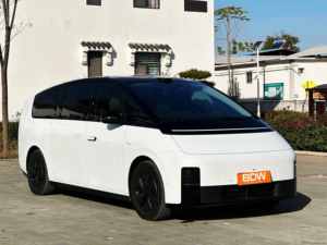 Li Auto MEGA 2025 – Monospace haut de gamme 7 places, occasion à prix abordable de Chine, avec cockpit interactif intelligent et capacité V2L - Product Image 3