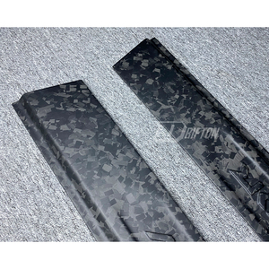 Estribos de puerta de fibra de carbono forjada para interiores de Lamborghini Aventador LP700 LP740 - Product Image 5