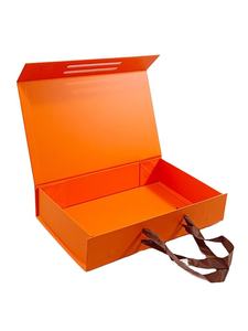 Boîte cadeau magnétique pliable haut de gamme personnalisée avec ruban, en matériaux recyclés, résistante aux UV, idéale pour les vêtements de marque et les cadeaux commerciaux - Product Image 4