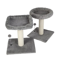 En gros, Arbre à chat moderne en bois personnalisé, petit modèle, avec griffoir, perchoir en peluche et boule suspendue, gain de place, jouet d'intérieur, emballage carton