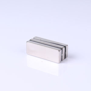 Aimants carrés en néodyme industriels en gros, plaqués nickel, plusieurs tailles (N35/N42/N52), indice de flux élevé 50kGmm - Product Image 4