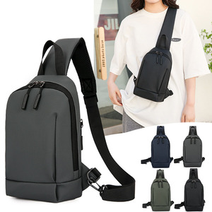 Bolso de Pecho Impermeable para Hombre, con Puerto USB, Cierre de Cremallera y Logotipo Personalizado, para Viajes Diarios y al Aire Libre - Product Image 2