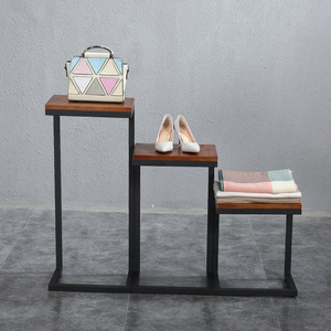 Tùy chỉnh phụ nữ túi xách hiển thị tầng đứng kệ kim loại với <span class=keywords><strong>Hooks</strong></span> hiển thị đồ nội thất cho các cửa hàng - Product Image 5