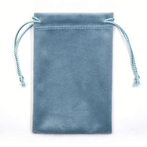 Nouvelle pochette en velours personnalisable, écologique et luxueuse, avec cordon de serrage - Product Image 6