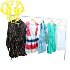 Vestido de <span class=keywords><strong>segunda</strong></span> <span class=keywords><strong>mano</strong></span>, ropa al por mayor para mujer, ropa de verano de algodón y poliéster, <span class=keywords><strong>compra</strong></span> de artículos a granel para reventa - Product Image 4