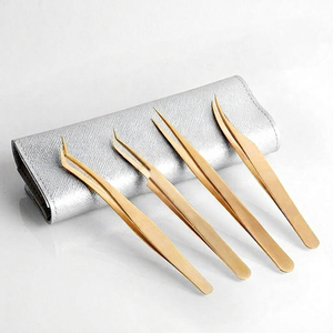 ชุดแหนบต่อขนตาสีทอง 4 ชิ้น พร้อมกล่องเก็บสีเงิน - Product Image 1