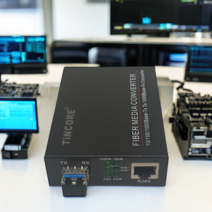 TiNCAM 1 * SFP + 1GE <span class=keywords><strong>RJ45</strong></span> Media Converter Smart Switch Media Converter Émetteurs-récepteurs à fibre optique Émetteurs-récepteurs SFP pour caméra IP - Product Image 4