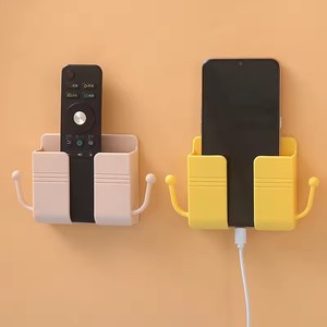 Supporto adesivo a parete porta telefono con ganci per telefono cellulare telecomando scatola di immagazzinaggio per camera da letto cucina e bagno - Product Image 1
