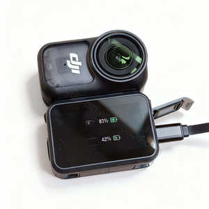 DJI <span class=keywords><strong>Osmo</strong></span> Nano <span class=keywords><strong>4K</strong></span>/60fps, 143° de Campo de Visión Amplio, Rendimiento de Color D-log M de 10 bits, Diseño Magnético Ligero de Doble Cara, Resistente al Agua, 64G - Product Image 4