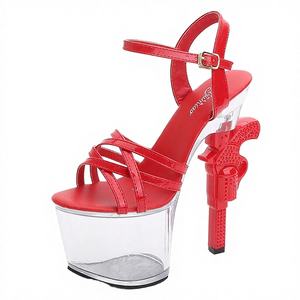 Sandales à talons aiguilles ultra-hauts en cuir verni léger, avec bride cheville croisée, argentées, de haute qualité, tendance et élégantes pour femme - Product Image 3