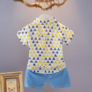 Conjunto de Ropa de 2 Piezas para Bebé, Camisa de Manga Corta con Cuello Alto y Estampado Triangular Estilo Preppy de Algodón, Gran Venta - Product Image 2