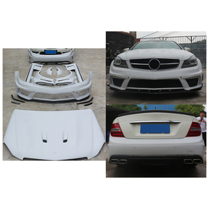 W204 C63 2007-2014 汽车改装升级黑系列车身套件前保险杠后保险杠侧裙挡泥板适用于奔驰C级 - Product Image 1