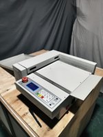 Machine électrique de pliage et de perforation du papier, machine de découpe perforée et de pliage, machine de perforation