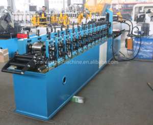Machine à former des rouleaux de profilés pour la fabrication de barres de toiture adaptées aux tôles <span class=keywords><strong>m</strong></span>étalliques et aux poutrelles pour les entrepreneurs en toiture - Product Image 4