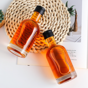 50ml mini Glass rượu chai Vodka Whisky rum Tinh Thần Rượu rỗng bơm lại đồ uống <span class=keywords><strong>container</strong></span> với vít <span class=keywords><strong>cap</strong></span> biểu tượng tùy chỉnh - Product Image 1