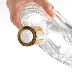 700 ml 750ml Botella <span class=keywords><strong>de</strong></span> vidrio Licor Brandy1 <span class=keywords><strong>Litro</strong></span> Agua Bebida alcohólica <span class=keywords><strong>Vodka</strong></span> <span class=keywords><strong>Precio</strong></span> - Product Image 5