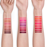 Rouge à lèvres OEM lisse mat imperméable longue durée rouge à lèvres tube vert velours rouge à lèvres pour les lèvres