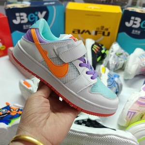 Nouvelles baskets pour enfants 2026, pas chères, respirantes, chaussures de sport décontractées pour garçons et filles, designs variés, Fujian Chine, toutes marques - Product Image 2