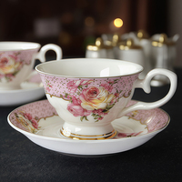 Ensemble de tasses et soucoupes à thé haut de gamme à offrir, tasse à café et à thé en porcelaine anglaise à motif floral