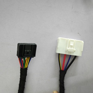 Op maat gemaakte pedaalbedrading voor elektronische toepassingen in auto's en motoren, nylon/PVC isolatie, IP66 geclassificeerd - Product Image 3