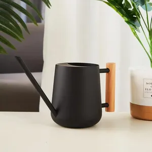 Regadera para plantas con pico largo, de acero inoxidable y mango de madera, para uso doméstico y jardín - Product Image 3