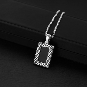 Collar de Plata con Colgante de Obsidiana Vintage Personalizado con Marco de Acero Inoxidable para Hombre, Regalo para Seres Queridos y Amigos en Ocasiones Especiales - Product Image 4