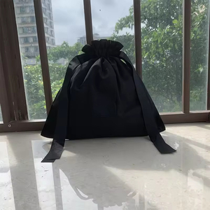 Wholesale Custom Logo Reusable Jewelry Packaging Large Black Muslin Calico Dust Canvas Cotton Drawstring Pouch Bag for Candle - Product Image 3